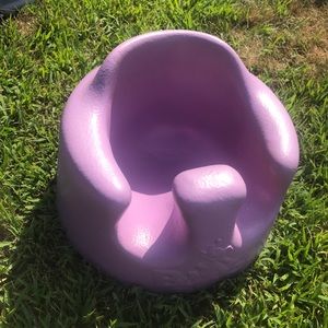 Infant floor chair with detachable tray